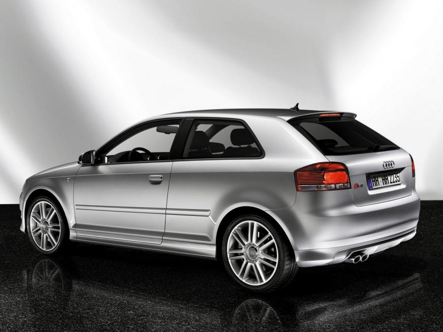  Audi S3 (8P) 2006 года  (WW) (фото 28 из 28)
